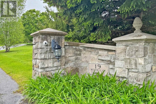 19 Wolf Run Court, Whitchurch-Stouffville