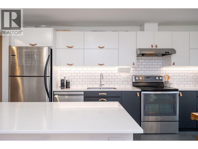 412 555 W 28 Street, North Vancouver