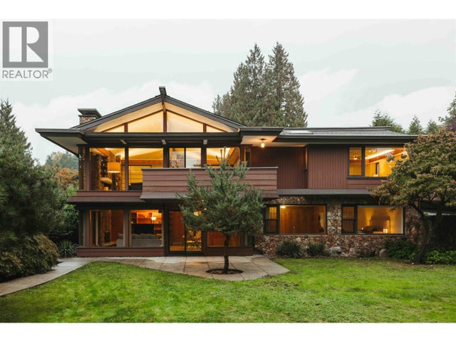 701 Dansey Avenue, Coquitlam