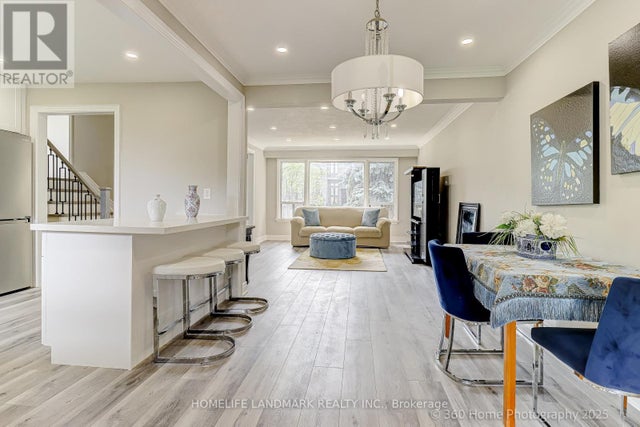 46 Bowerbank Drive, Toronto (newtonbrook East)