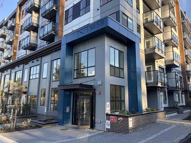 402 13458 95th Avenue, Surrey