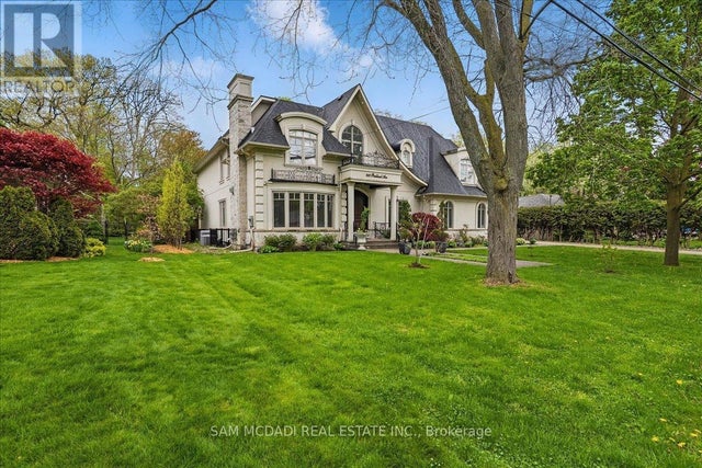 883 Parkland Avenue, Mississauga (clarkson)