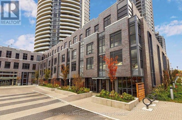 105 - 30 Gibbs Road, Toronto (islington-City Centre West)