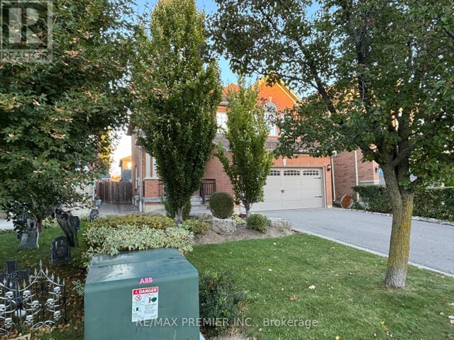 325 Vellore Avenue, Vaughan (vellore Village)