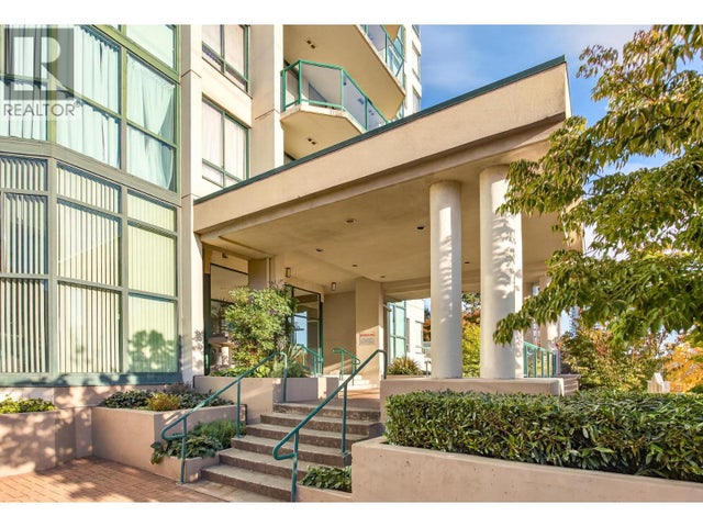 706 121 Tenth Street, New Westminster