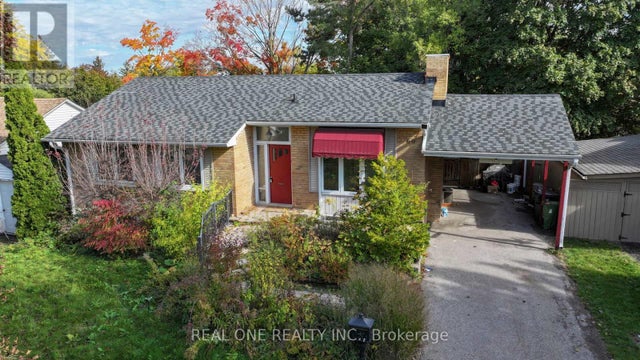 60 Paperbirch Drive, Toronto (banbury-Don Mills)