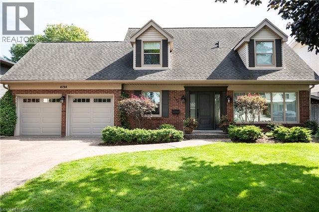 4194 Corrine Court, Burlington