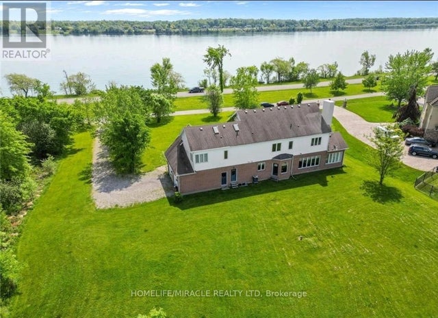 11257 Niagara Parkway, Niagara Falls (lyons Creek)