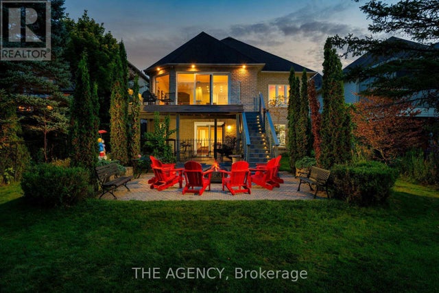 703 Madeline Heights, Newmarket (stonehaven-Wyndham)