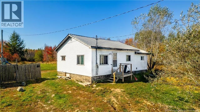 390 Scott Road, Honeydale