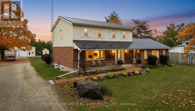 5627 7th Line N, Oro-Medonte (moonstone)