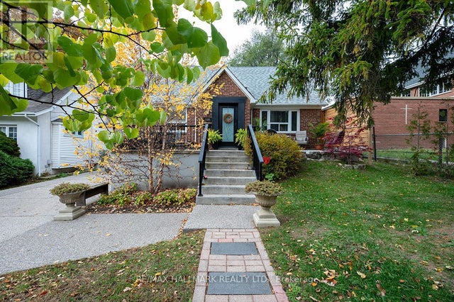 110 Lakeside Avenue, Toronto (birchcliffe-Cliffside)