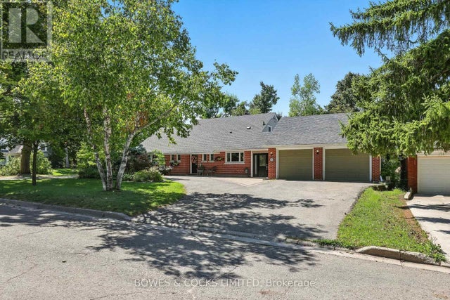 433 Manorhill Avenue, Peterborough (town Ward 3)