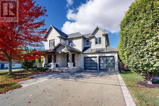 8 Parkway Avenue, Markham (old Markham Village)