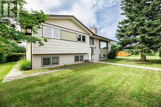 5021 48 Avenue, Rimbey