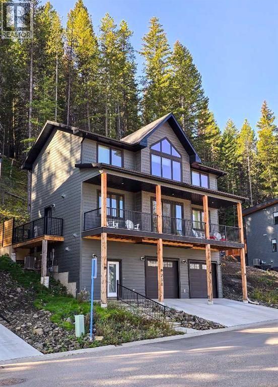 230 Southmore Place, Blairmore