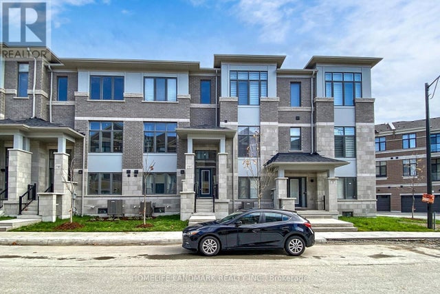 17 Kahshe Lane, Richmond Hill