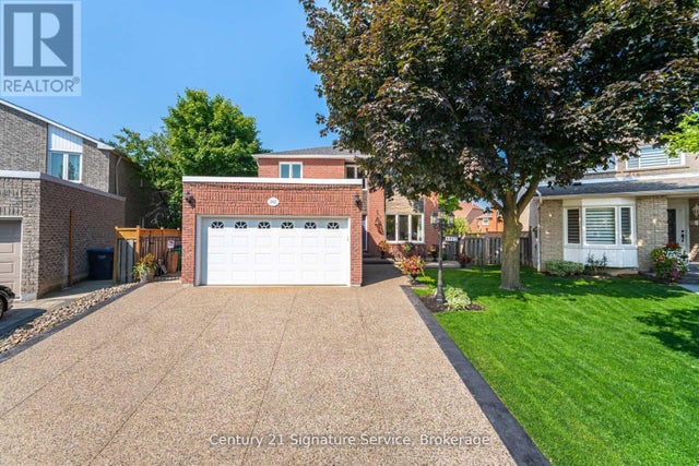 5955 Ladyburn Crescent, Mississauga (east Credit)