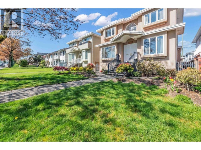 3919 Pine Street, Burnaby