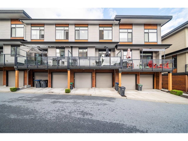 220 16488 64 Avenue, Surrey