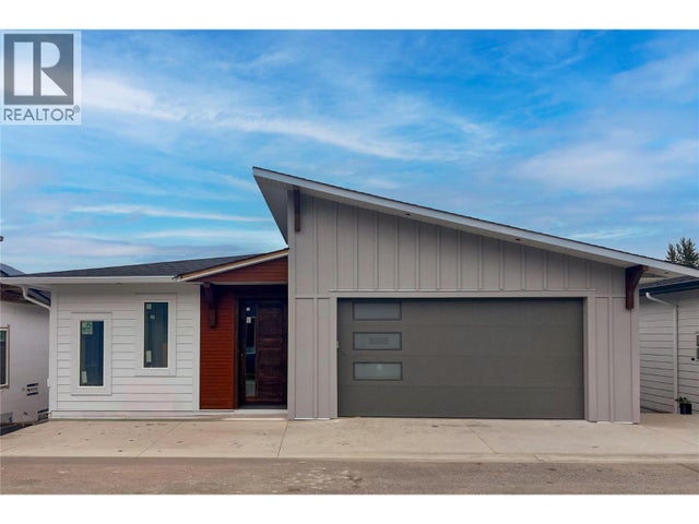 1840 10 Street Sw Unit# 17, Salmon Arm