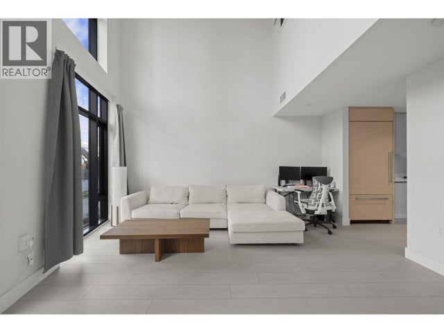 3542 Sawmill Crescent, Vancouver