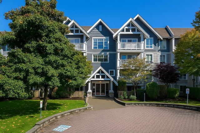 115 20750 Duncan Way, Langley