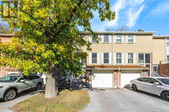 1684 John Street, Markham (bayview Fairway-Bayview Country Club Estates)