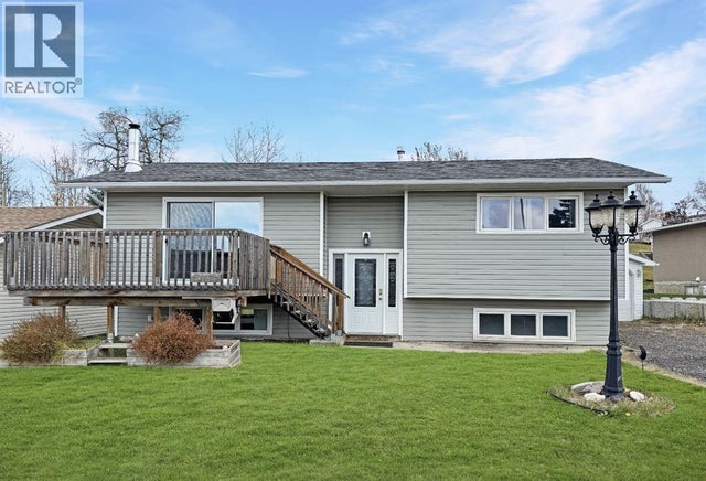 10729 104 Avenue, Grande Cache