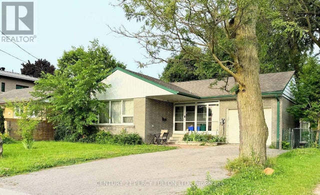 272 Conestoga Avenue, Richmond Hill (harding)