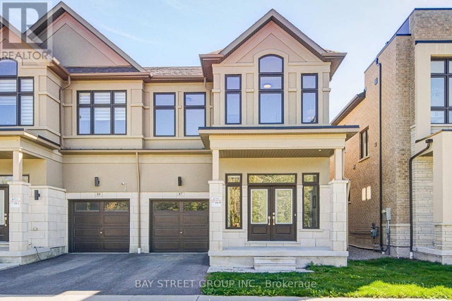87 Mccague Avenue, Richmond Hill