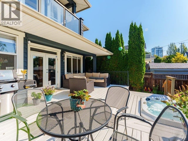 331 W 14th Street, North Vancouver