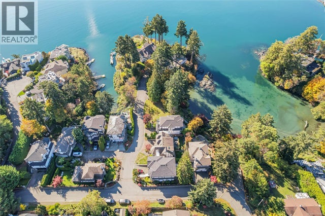 7 Governors Point Rd, View Royal