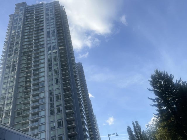 706 13778 100th Avenue, Surrey