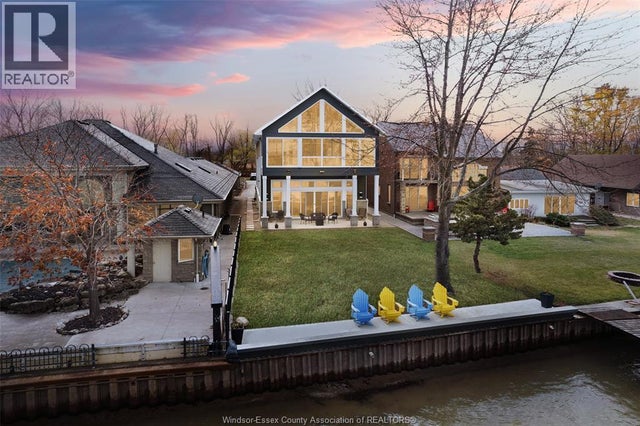 1696 Caille Avenue, Lakeshore