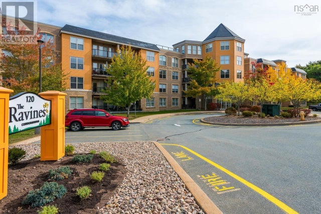 210 120 Southgate Drive, Bedford