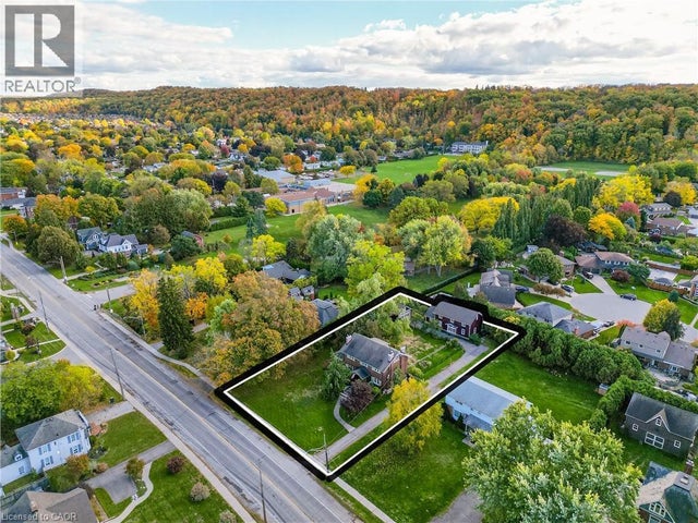 102 Main Street E, Grimsby