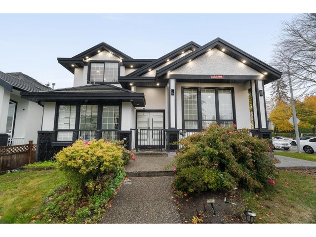 12599 62b Avenue, Surrey