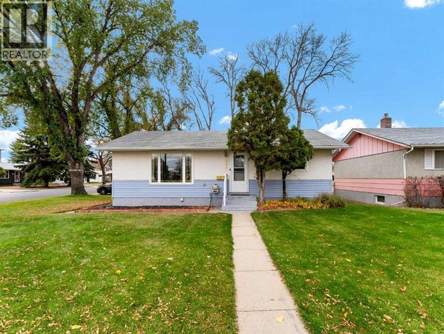 699 14 Street Ne, Medicine Hat