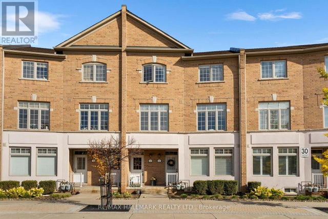 22 - 30 Greensborough Village Circle, Markham (greensborough)
