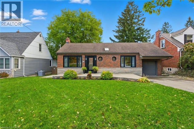 424 Plains Road W, Burlington