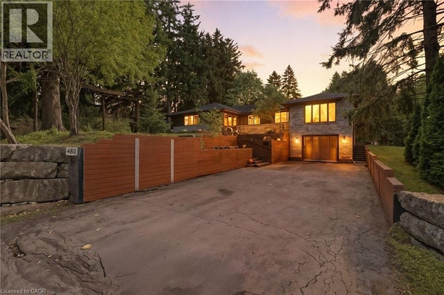 480 Golf Links Road, Ancaster