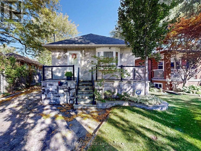 139 Scarboro Crescent, Toronto (cliffcrest)