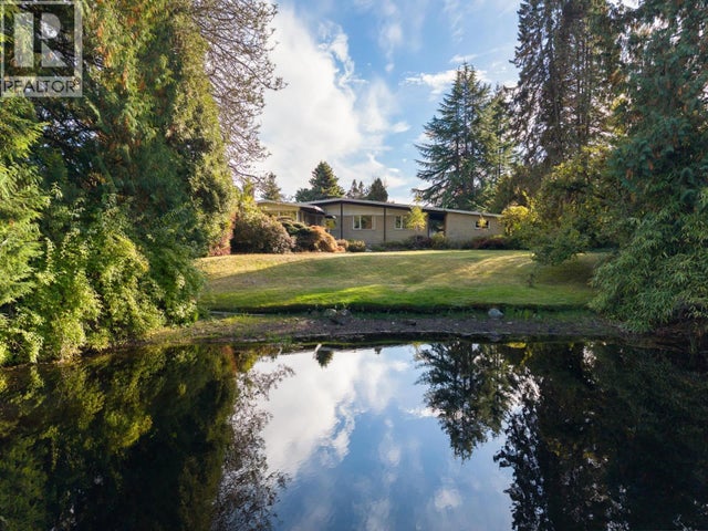 1025 Groveland Road, West Vancouver