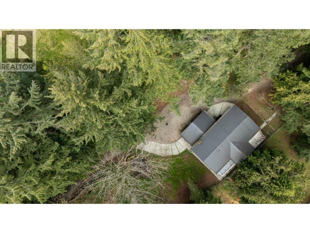 5080 Sunshine Coast Highway, Sechelt