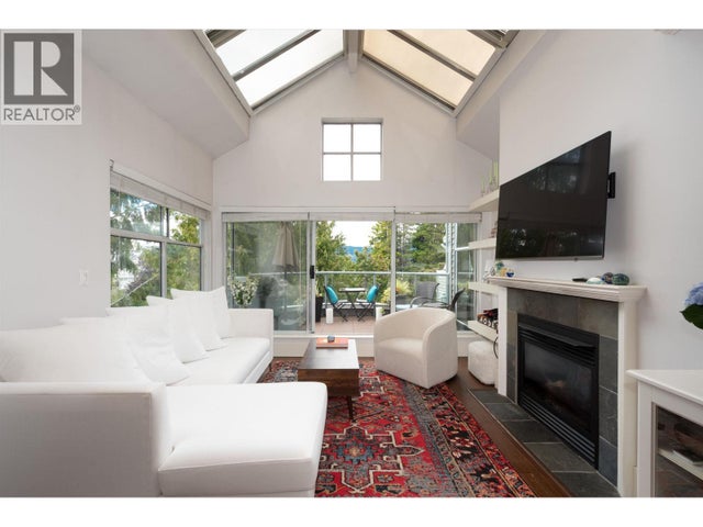 402 2250 W 3rd Avenue, Vancouver