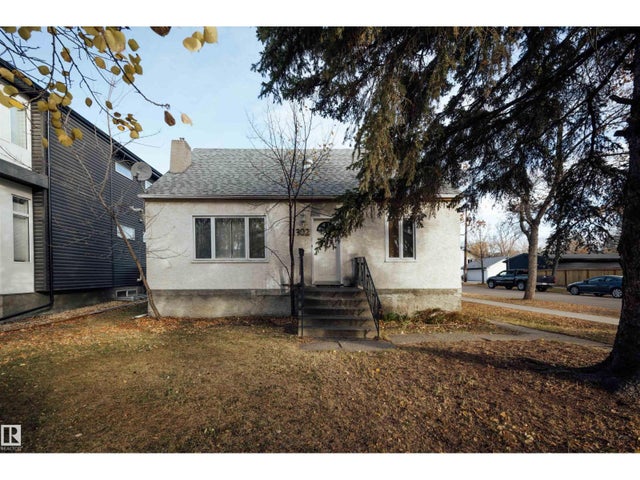 11302 75 Av Nw, Edmonton
