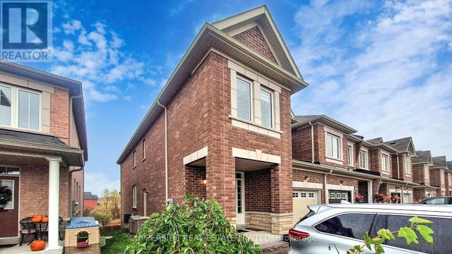 125 Walter Sinclair Court, Richmond Hill (jefferson)