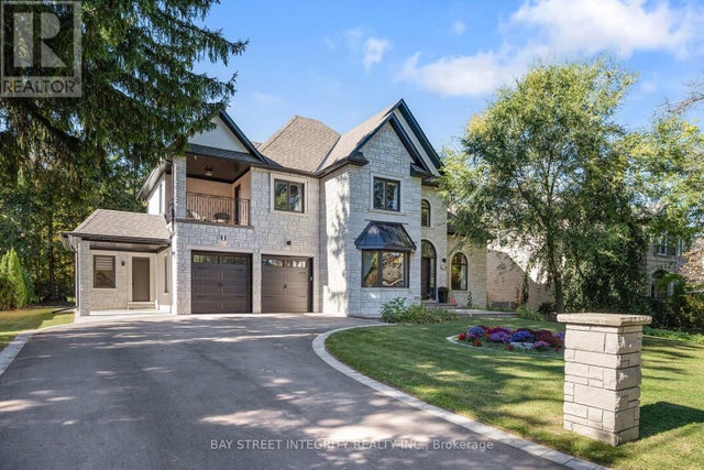 128 Park Crescent, Richmond Hill (oak Ridges Lake Wilcox)
