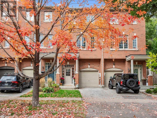 40 Bell Manor Drive, Toronto (stonegate-Queensway)
